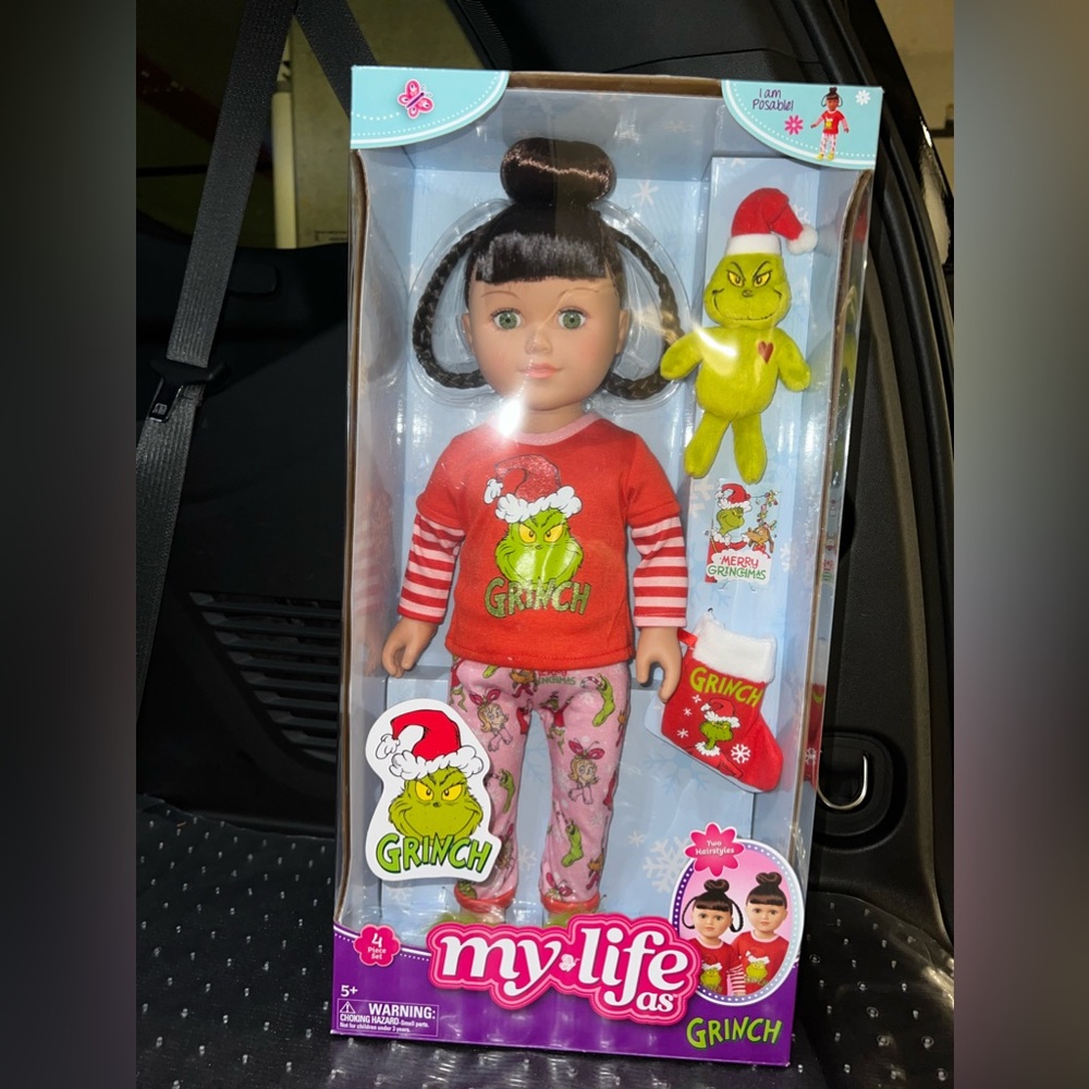 My Life As Poseable Grinch Sleepover Doll, Dark Brunette Hair, Green Eyes